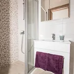 Gostinjska kuća & Ladisic 4*