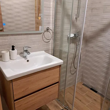 & Ladisic Guest house 4*