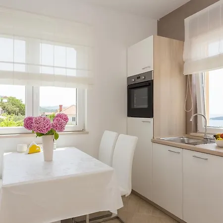 & Ladisic Guest house Orasac