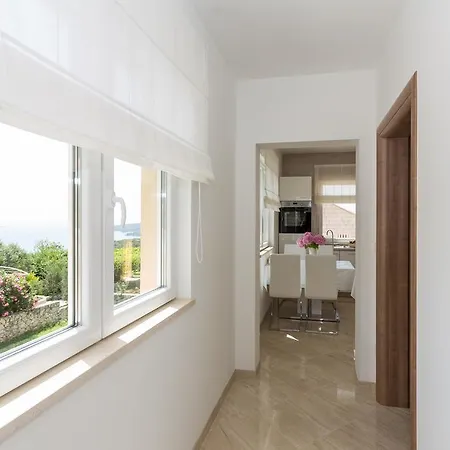& Ladisic Guest house Orasac
