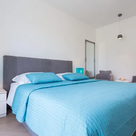 Guest house & Ladisic Orasac