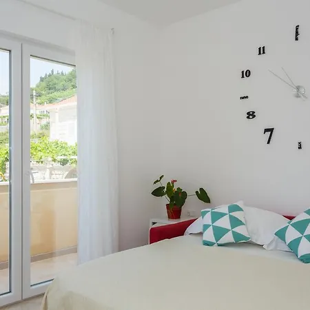 Guest house & Ladisic
